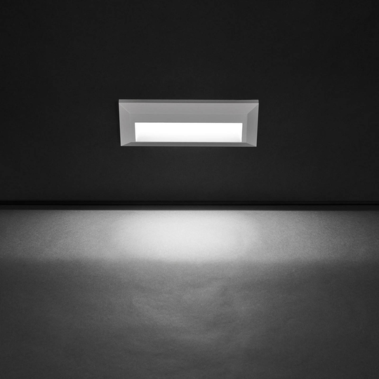 Bredstrålande LED-utomhusvägglampa Kössel