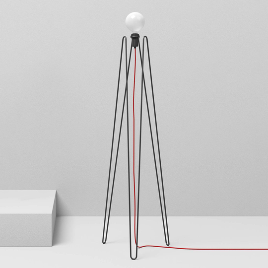 GRUPA Model M2 LED-golvlampa svart, röd kabel