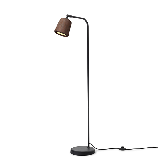 New Works Margin Golvlampa Rökfärgad Ek