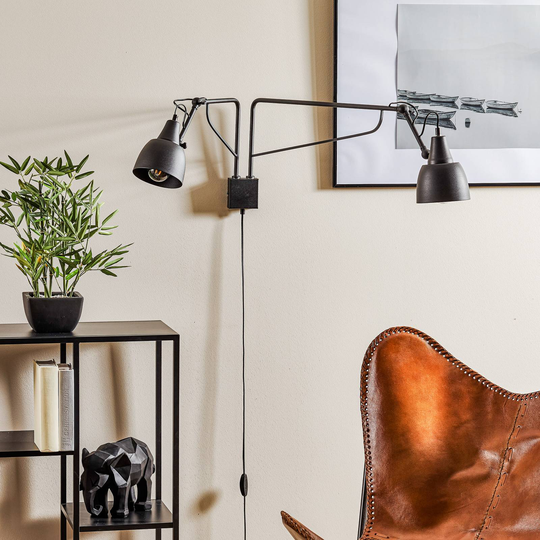 Vägglampa 1002 med stickpropp, 2 lampor, svart