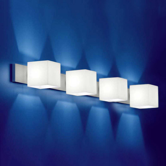 Vägglampa CUBE med bländskydd, 4 ljuskällor