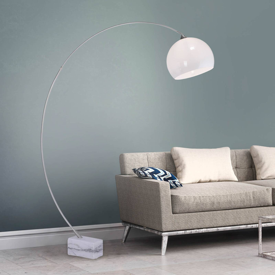 Elegent golvlampa Mani med dragströmbrytare