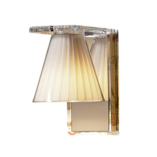 Kartell Light-Air vägglampa med tygskärm