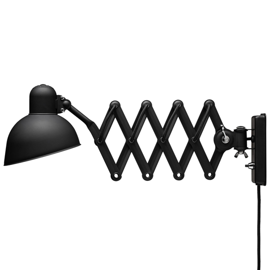 Fritz Hansen Kaiser Idell 6718 Vägglampa Matt Svart