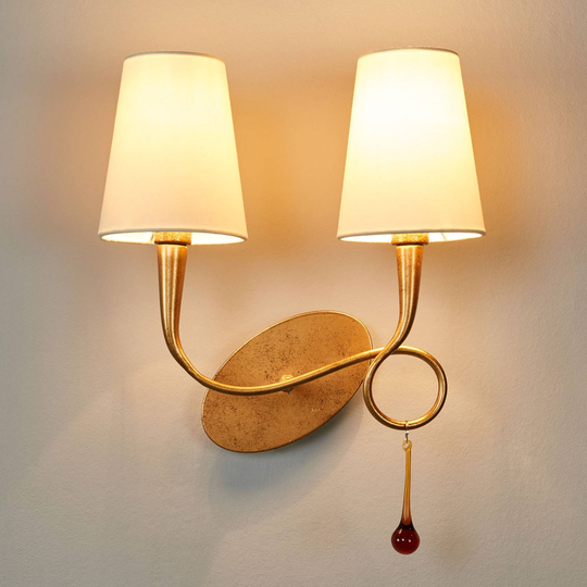 Gyllene vägglampa Paola, två ljuskällor