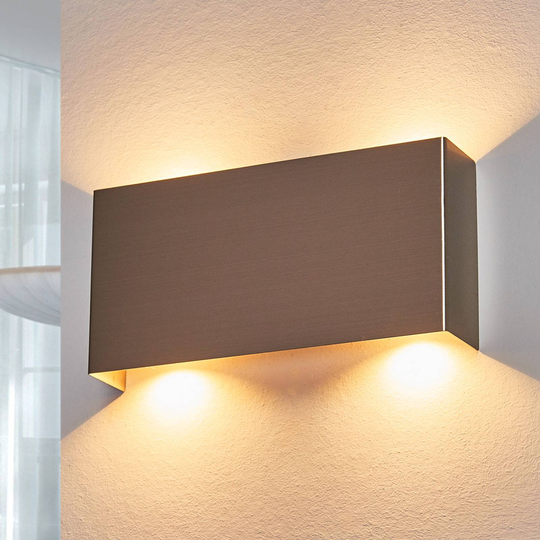 LED-vägglampa Manon, satinerat nickel, 22 cm