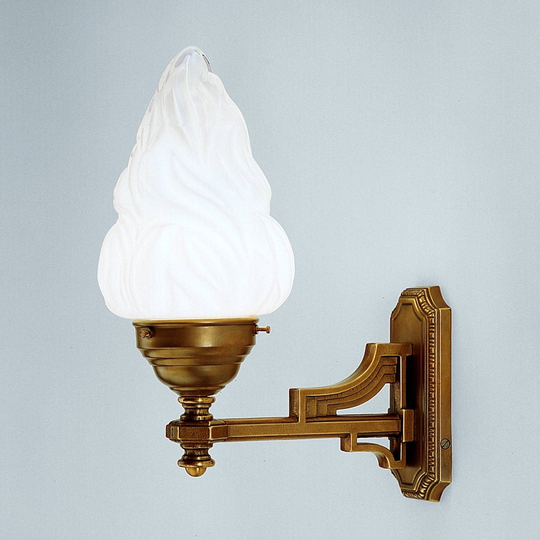 Klassisk mässingsvägglampa Berlin