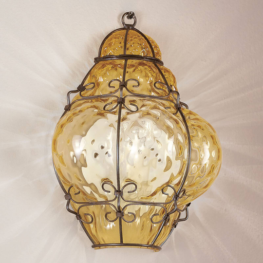 Vägglampa Classic munblåst bärnsten