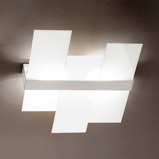 Taklampa Triad 62 cm vit
