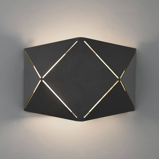 LED-vägglampa Zandor i svart, bredd 18 cm