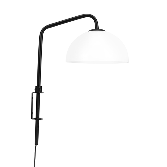 Dyberg Larsen Jazz Vägglampa Opal