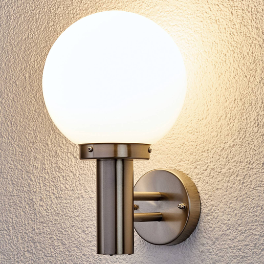 ELC Opivia utomhusvägglampa med kulskärm