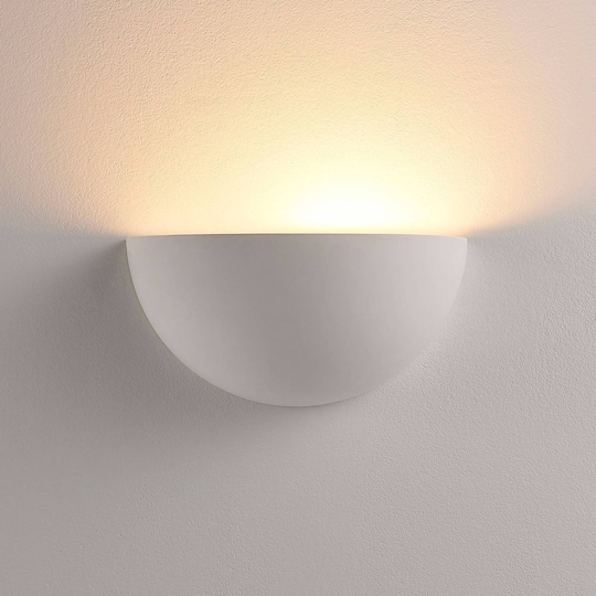 Lindby Narin LED-vägguplight, gips, vit, halvrund