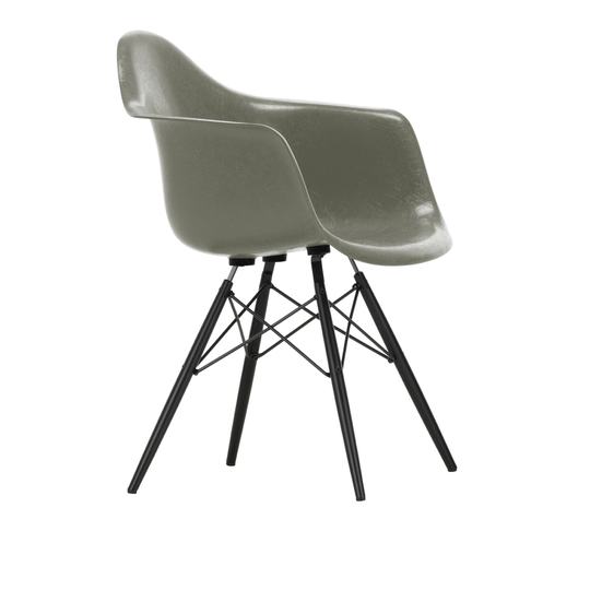 Eames Fiberglass Armchair DAW - 06 Raw Umber - Black Maple