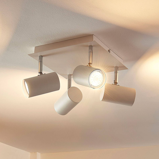 Kvadratisk LED-taklampa Iluk, fyra ljuskällor