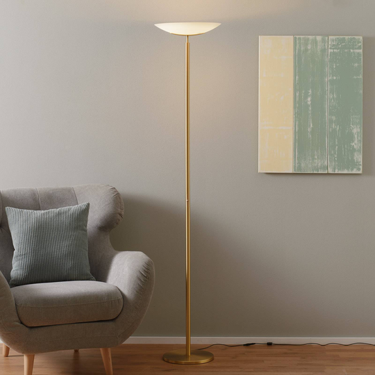 Högkvalitativ LED-uplight-golvlampa Mika i mässing