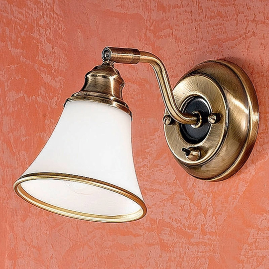 Klassisk vägglampa TILDA m. justerbart huvud