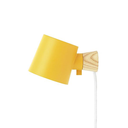 Normann Copenhagen Rise Vägglampa Gul