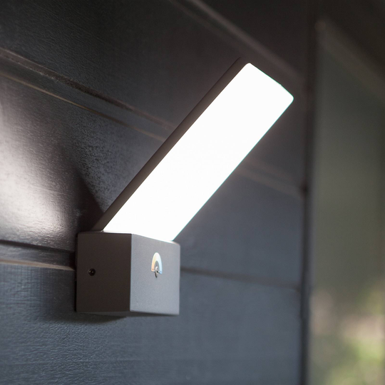 LED-vägglampa Pano, 3 000 K - 5 000 K