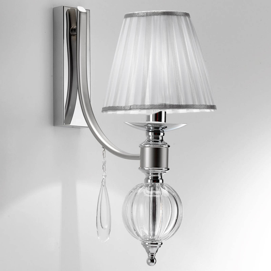 Vägglampa 7330 i krom med glasdroppar