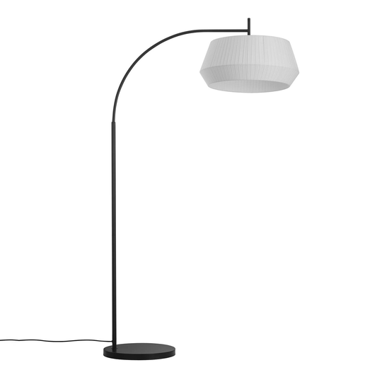 Golvlampa Dicte, handbunden skärm, vit