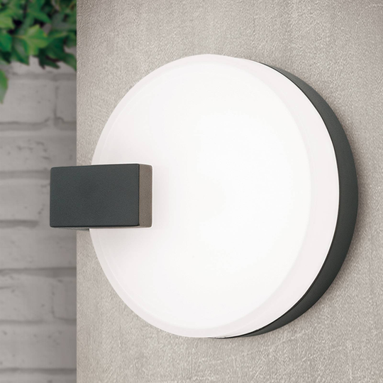 LED-utomhusvägglampa Astra från silumingjutning