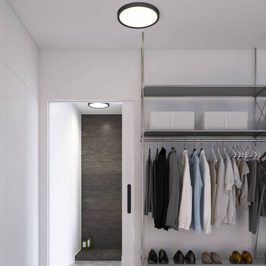 LED-taklampa Liva Smart, svart