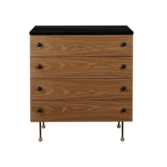 62 Dresser byrå - 4 lådor