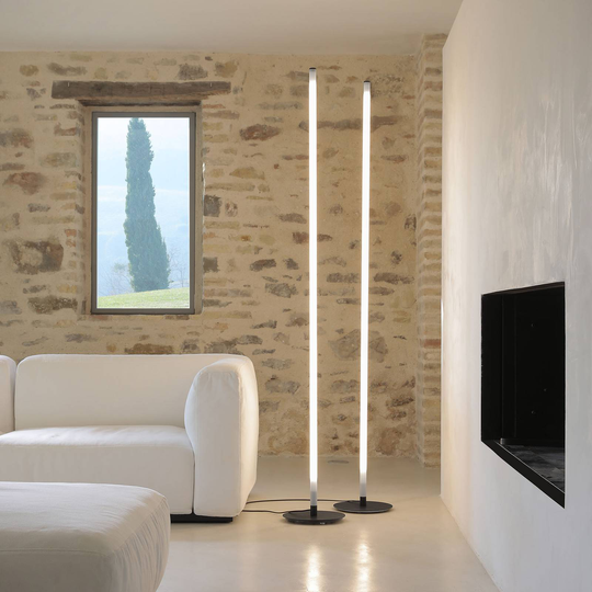 Karman Accipicchio LED-golvlampa 2 700 K