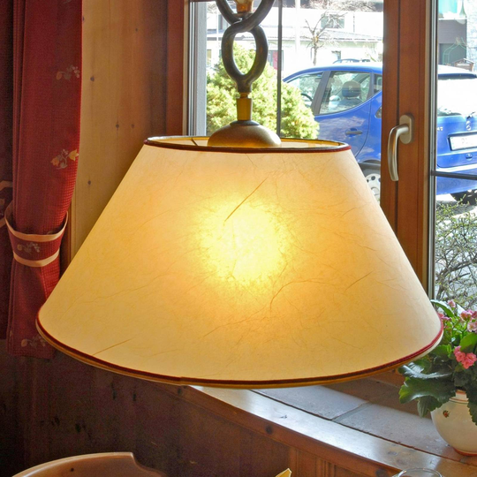 Dekorativ taklampa PROVENCE CHALET i gult