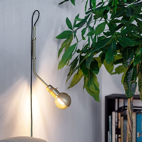 RestartMilano Vägglampa Mässing Kort