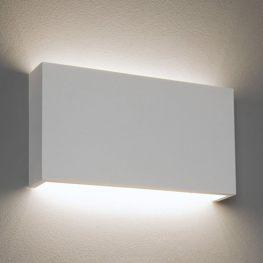 Astro Rio 325 LED-gipsvägglampa 2 700 K, dimbar