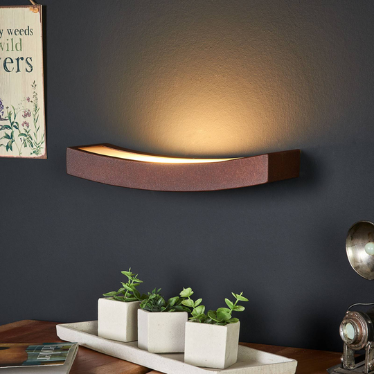LED-vägglampa Dolce i rost-look, bredd 30 cm