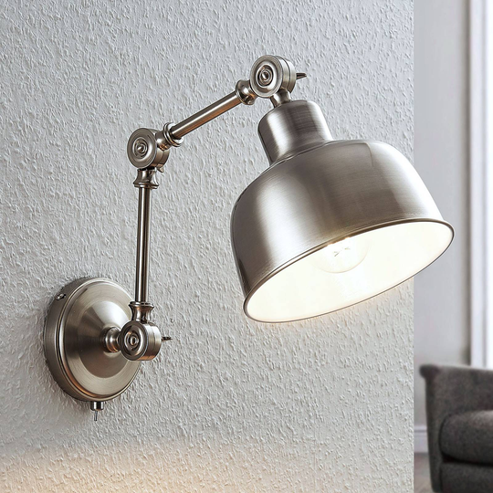 Vägglampa Rosita, satinerat nickel, justerbar