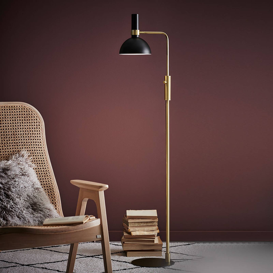 Dimbar golvlampa Larry, svart-mässing