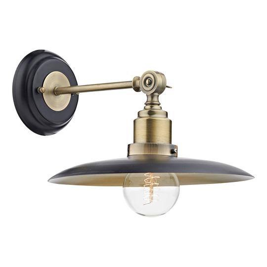 Vägglampa Hannover med vippbar skärm