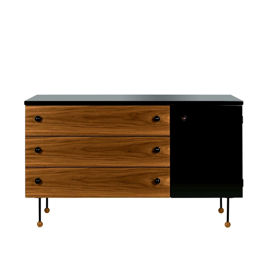 62 Dresser byrå - 3 lådor