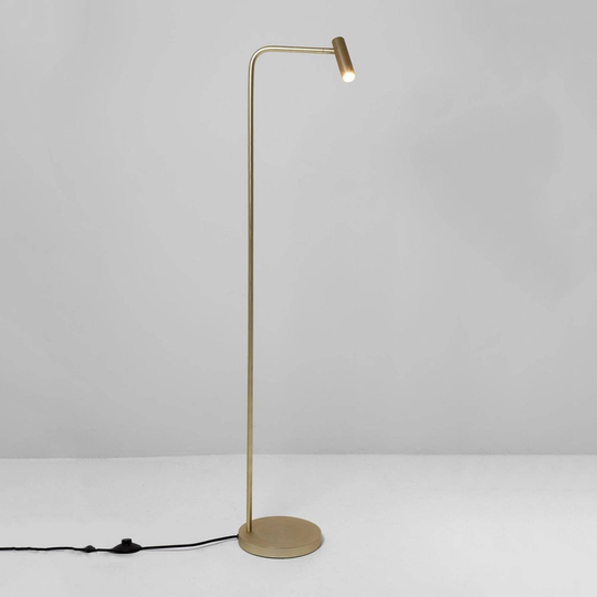 Astro Enna LED-golvlampa, justerbar, matt guld