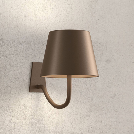 LED-vägglampa Poldina dimbar, batteri, brun