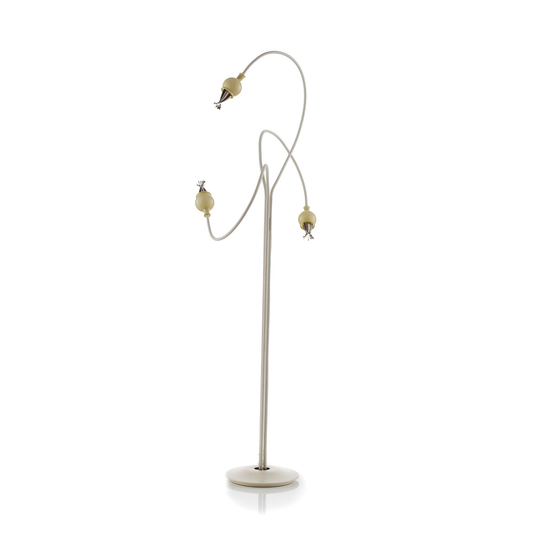 Golvlampa Poppy med tre flexarmar