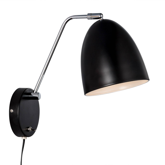 Vägglampa Alexander med kabel och kontakt, svart
