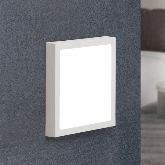 LED-vägglampa Vika, kvadrat, vit, 18 x 18 cm