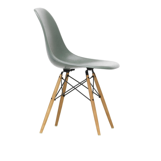 Eames Fiberglass Chair DSW - 05 Sea Foam Green - Ash Honey Tone