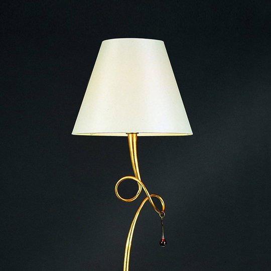 Attraktiv golvlampa Paola med textilskärm