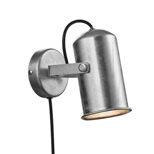 Vägglampa Porter i industrilook med kontakt